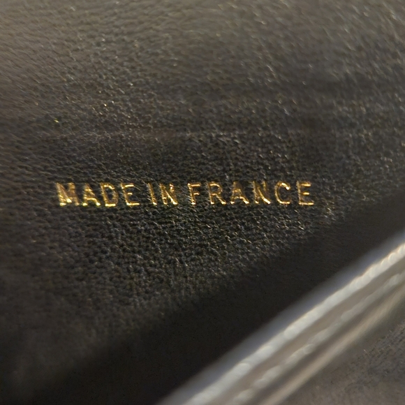 EUC CHANEL Mini Compact Wallet CC logo With dustbag/relisted - Picture 10 of 14